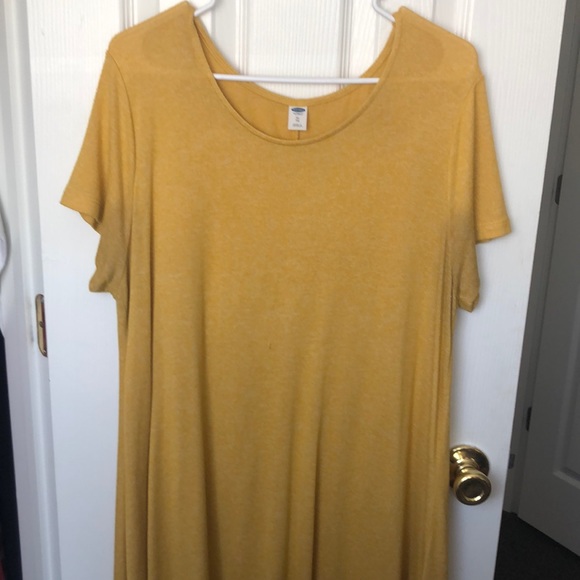 Old navy yellow swing dress - Picture 1 of 3